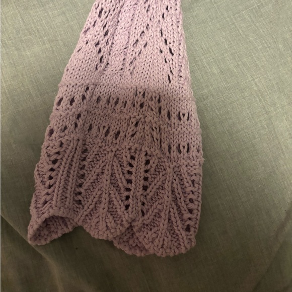 Mi Ami knitted cropped sweater with tie in the front and flared sleeves - Picture 3 of 4